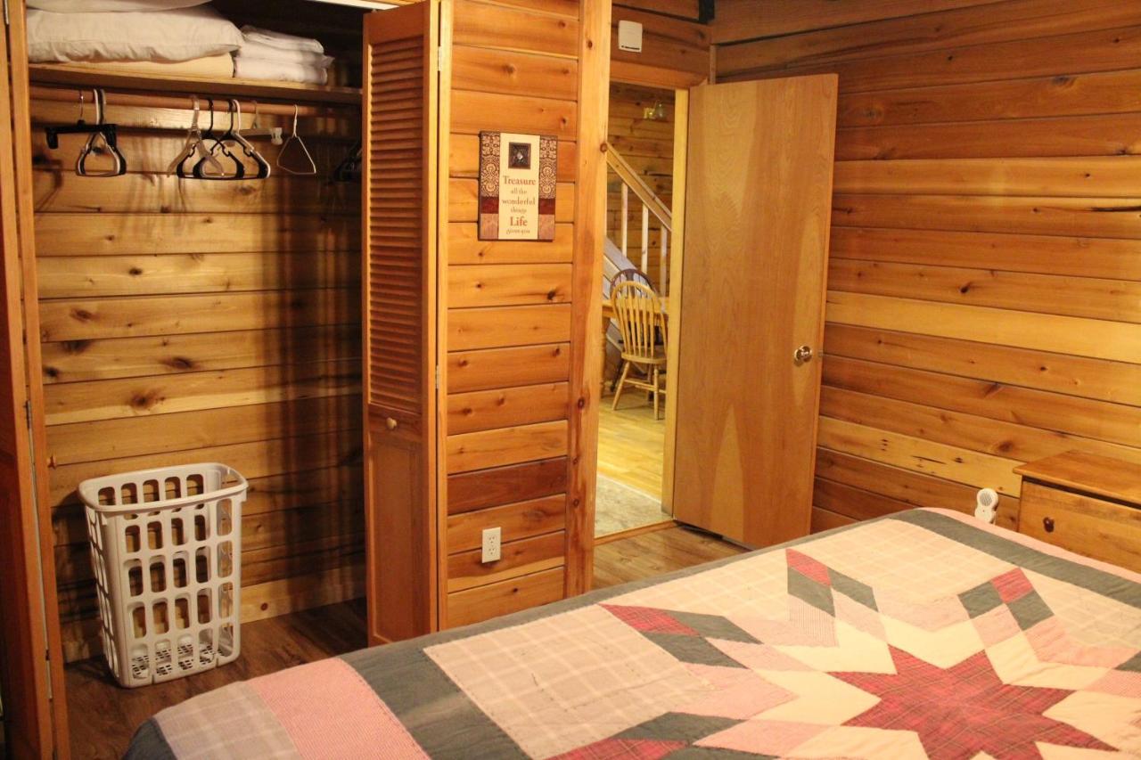 Country Road Cabins Hico Экстерьер фото