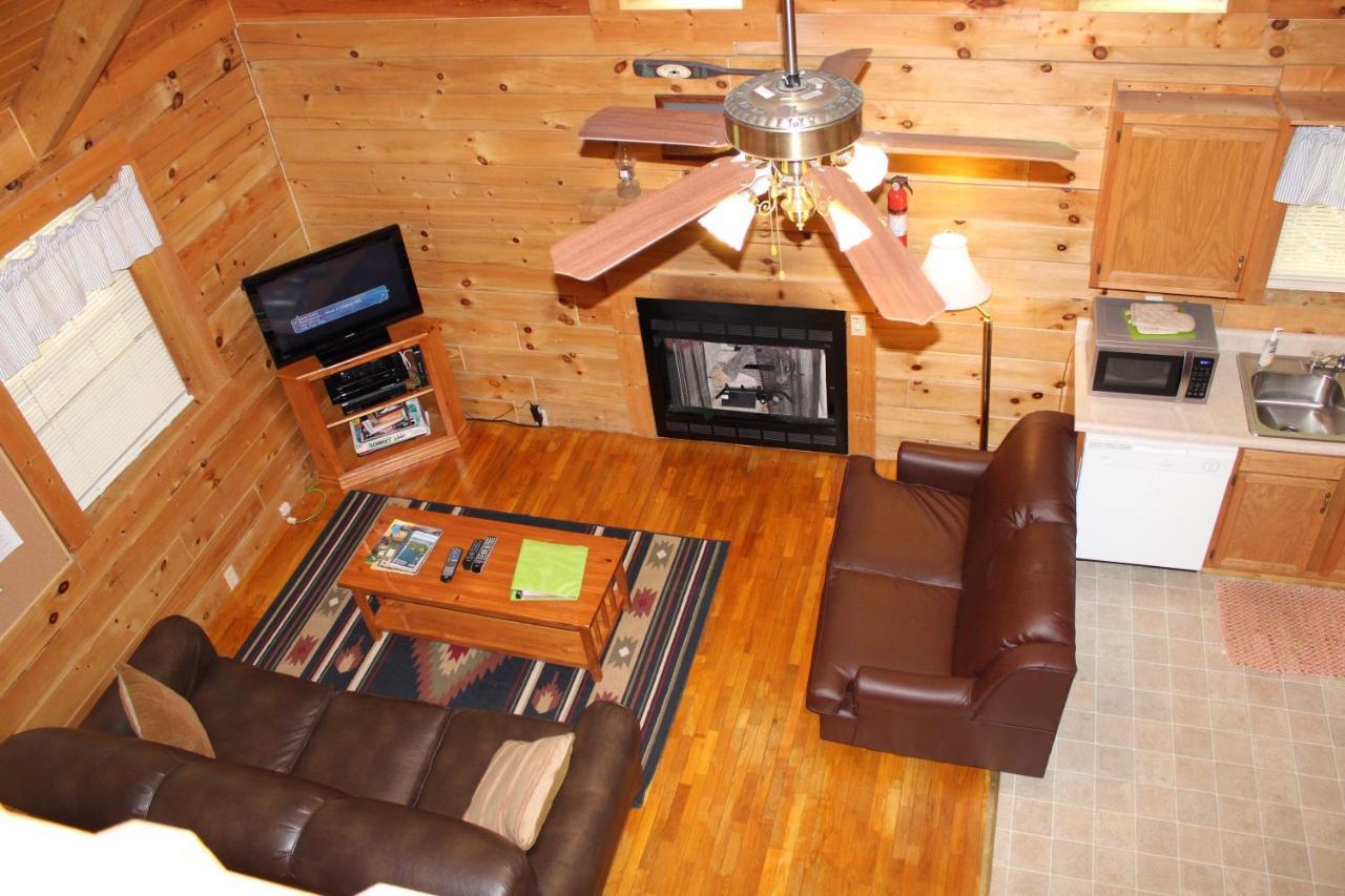Country Road Cabins Hico Экстерьер фото